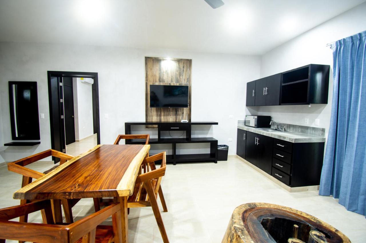 Hotel Casa Tortuga Tulum - Cenotes Park Inclusive Bagian luar foto A typical apartment at the hotel