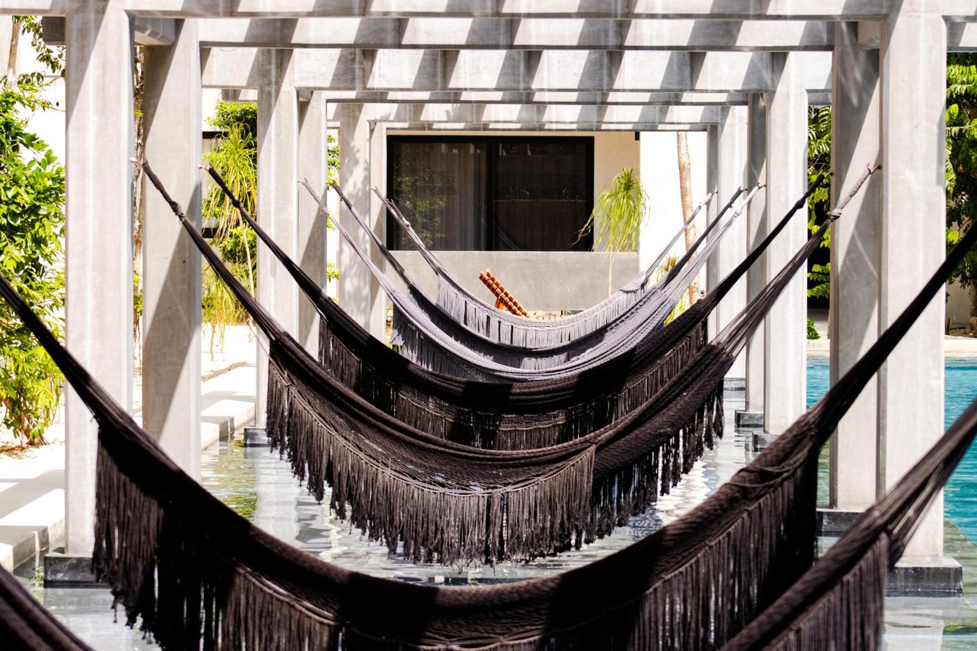 Hotel Casa Tortuga Tulum - Cenotes Park Inclusive Bagian luar foto Hammocks at the National Museum of the Dominican Republic
