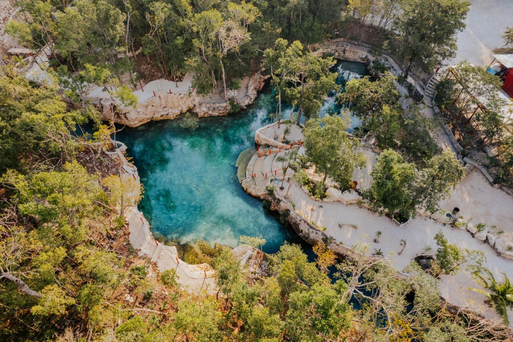 Hotel Casa Tortuga Tulum - Cenotes Park Inclusive Bagian luar foto Aerial view of the Blue Lagoon